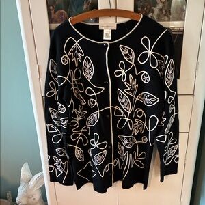 Susan Bristol sz L Vintage Wool Black and White Floral Cardigan